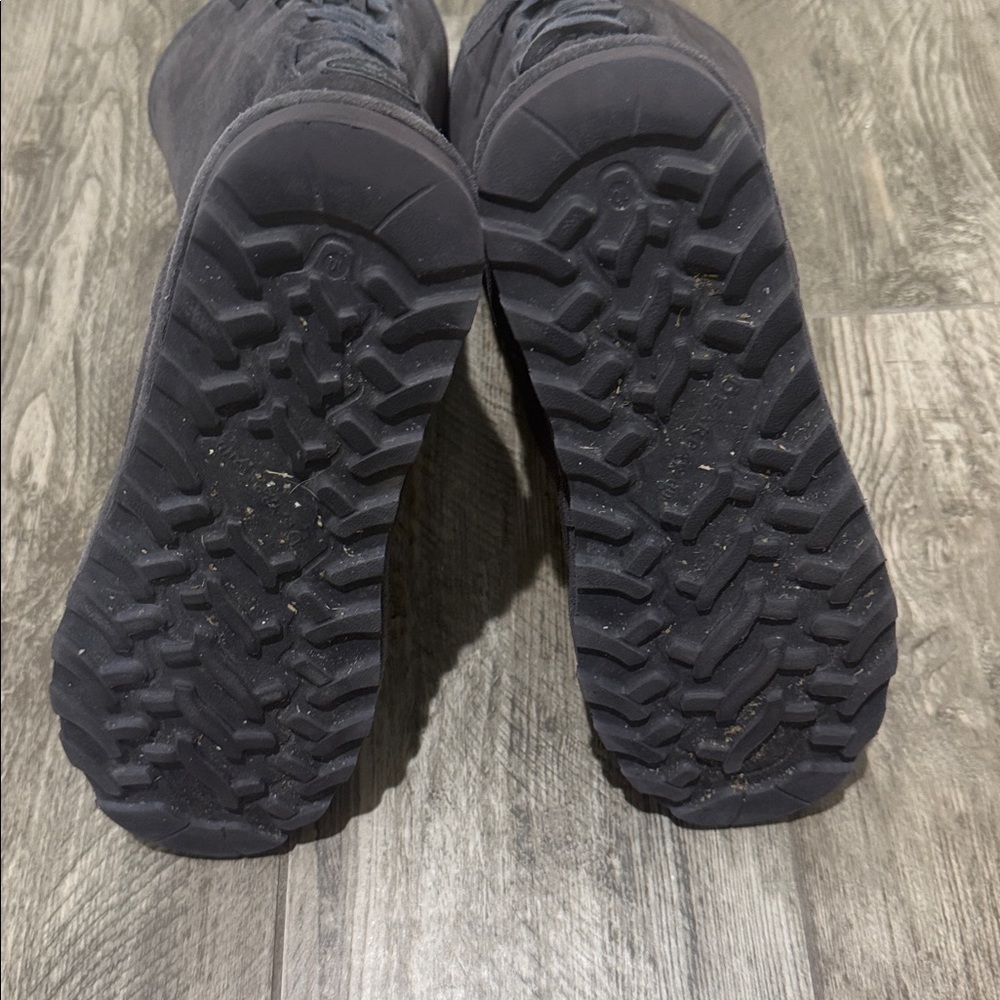 BearPaw Phylly Lace Charcoal Suede Winter Boots - Picture 8 of 9